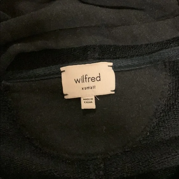 Wilfred Rousseau Cardigan - Picture 2 of 3